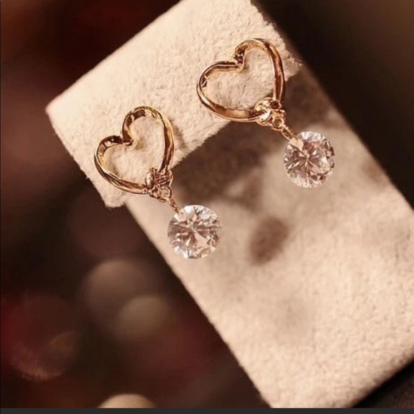 Jewelry - Heart dangle CZ Earrings Host Pick!